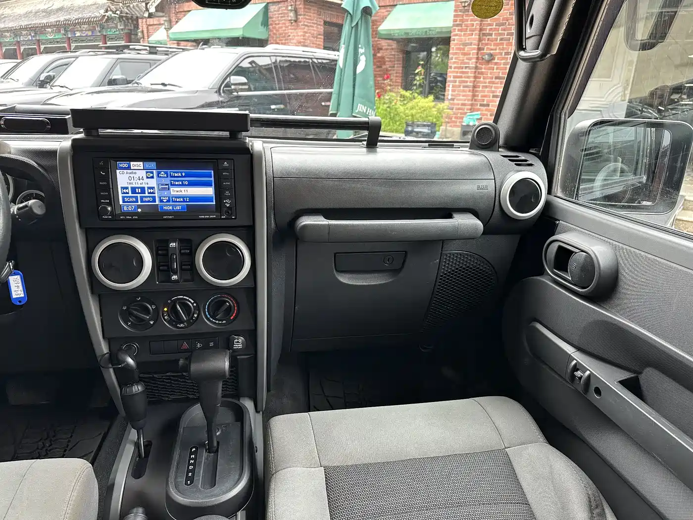 Jeep Wrangler 2010 2010 3.8L Sahara 4-Door