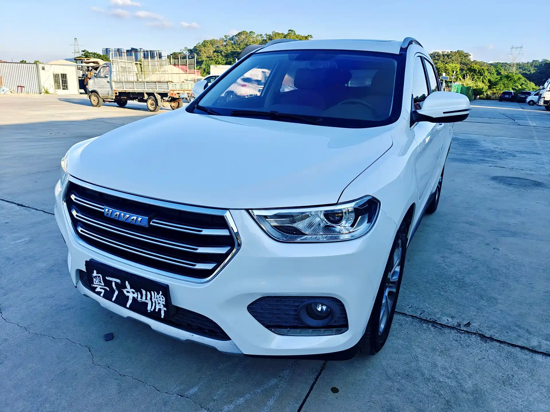 Фото 1 - Haval H2