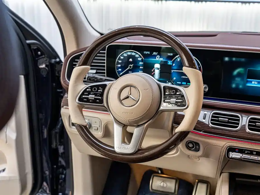 MERCEDES-BENZ MAYBACH GLS
