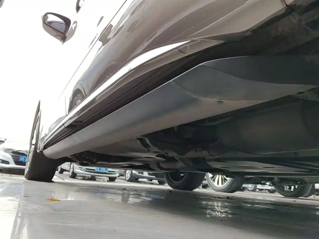 Volkswagen Viloran 2020 380TSI Premium фото 22