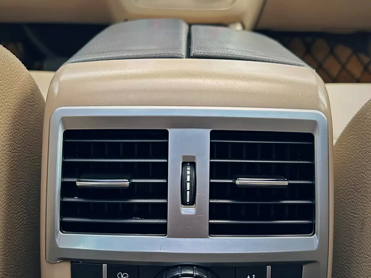 Mercedes-Benz M-Class 2012 Model ML 350 Luxury фото 17
