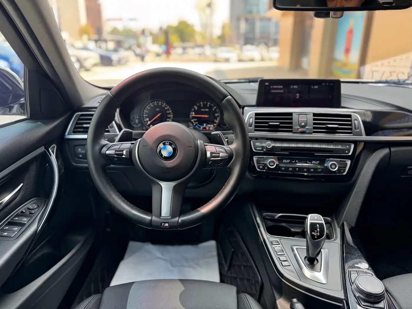 BMW 3 Series 2019 320Li M Luxury Package фото 12
