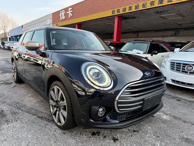 MINI CLUBMAN