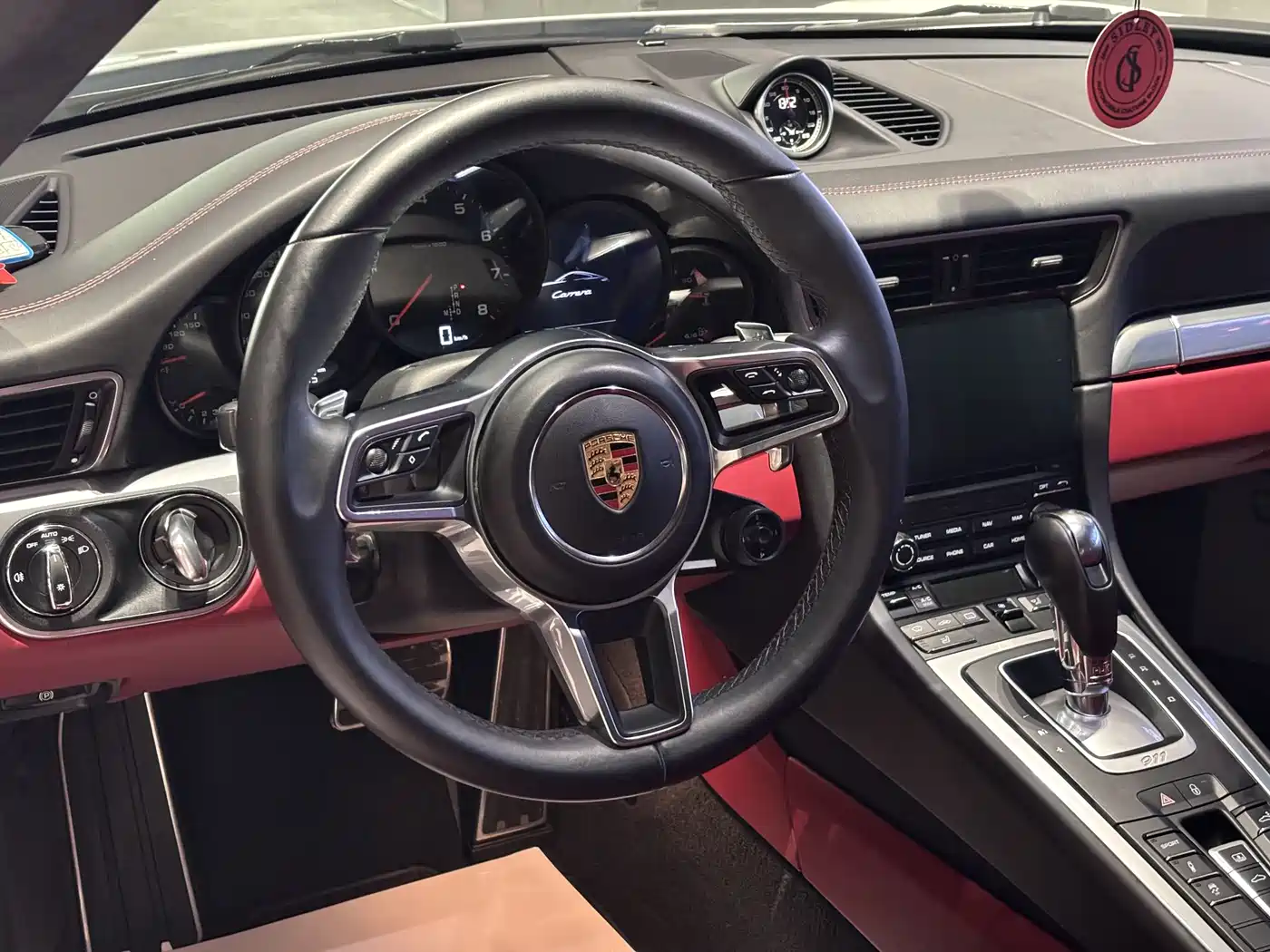 Porsche 911 2016 Carrera 3.0T фото 9