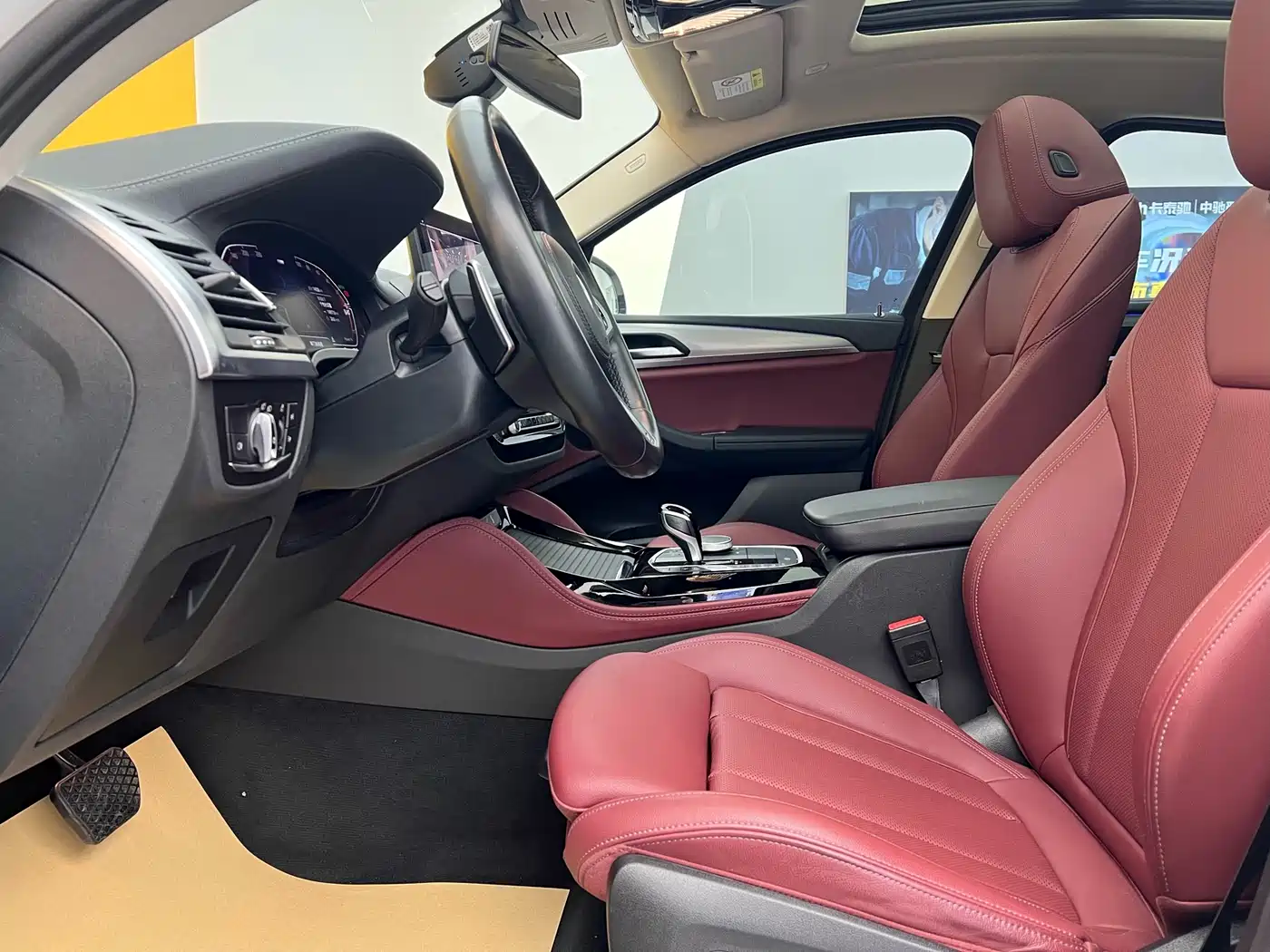 BMW X4 2022 xDrive 25i M Sport Package фото 3