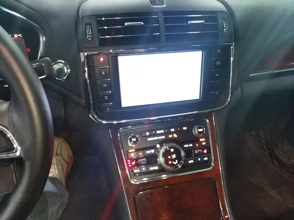 Lincoln Continental 2021 2019 2.0T 2WD Zunxiang Edition China VI
