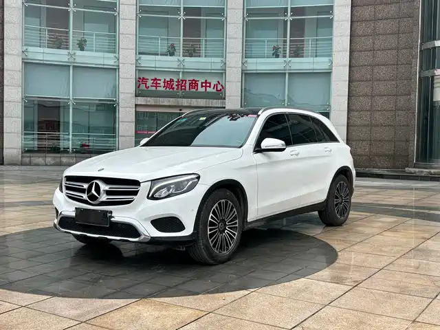 MERCEDES-BENZ GLC