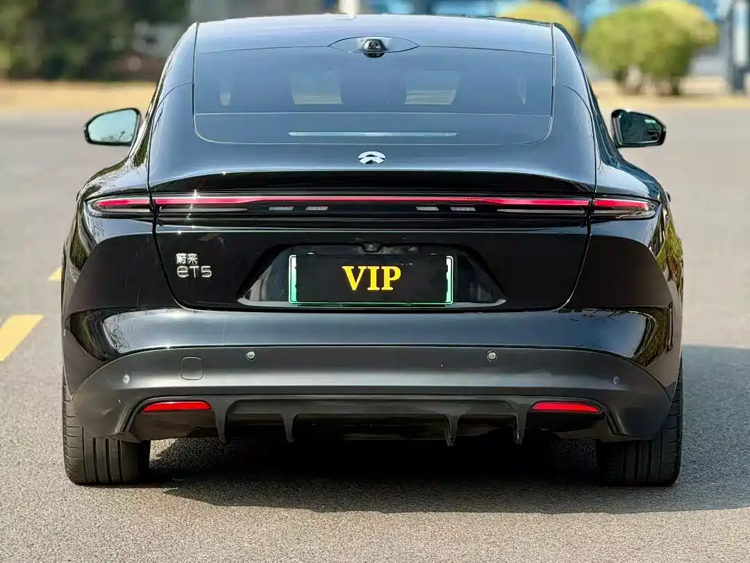 NIO NIO ET5