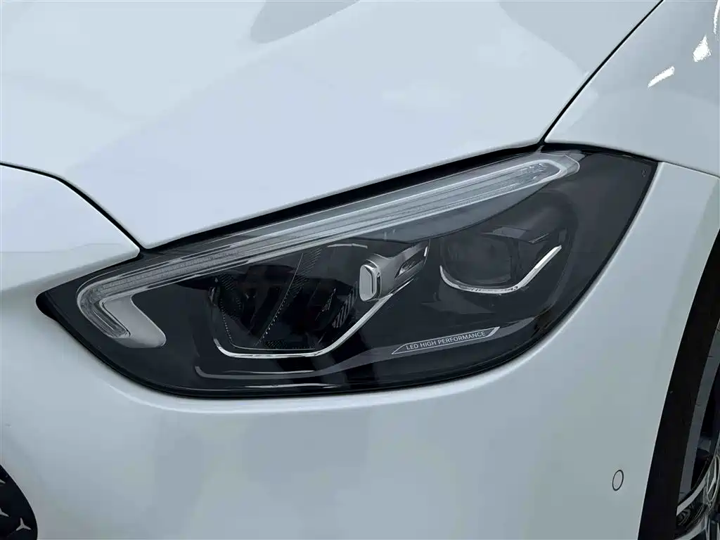 Mercedes-Benz C-Class 2024 C 260 L Night Edition Sport фото 7