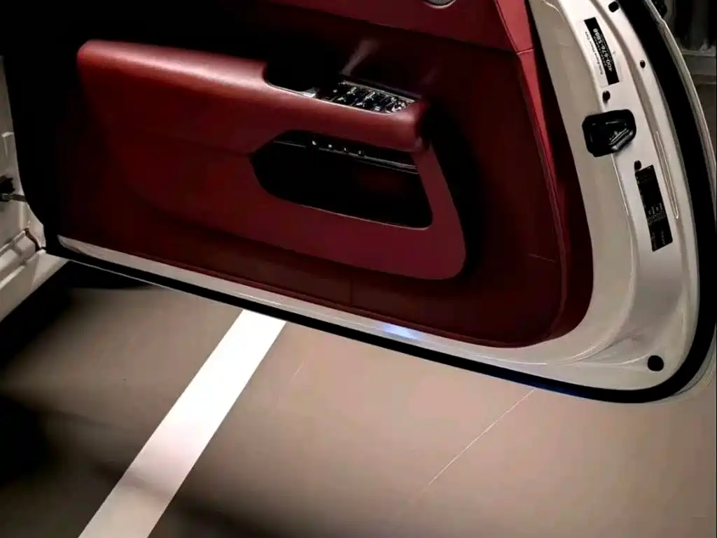 Фото 4 - Rolls-Royce Wraith