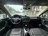 صورة 5 - Volkswagen Tiguan L