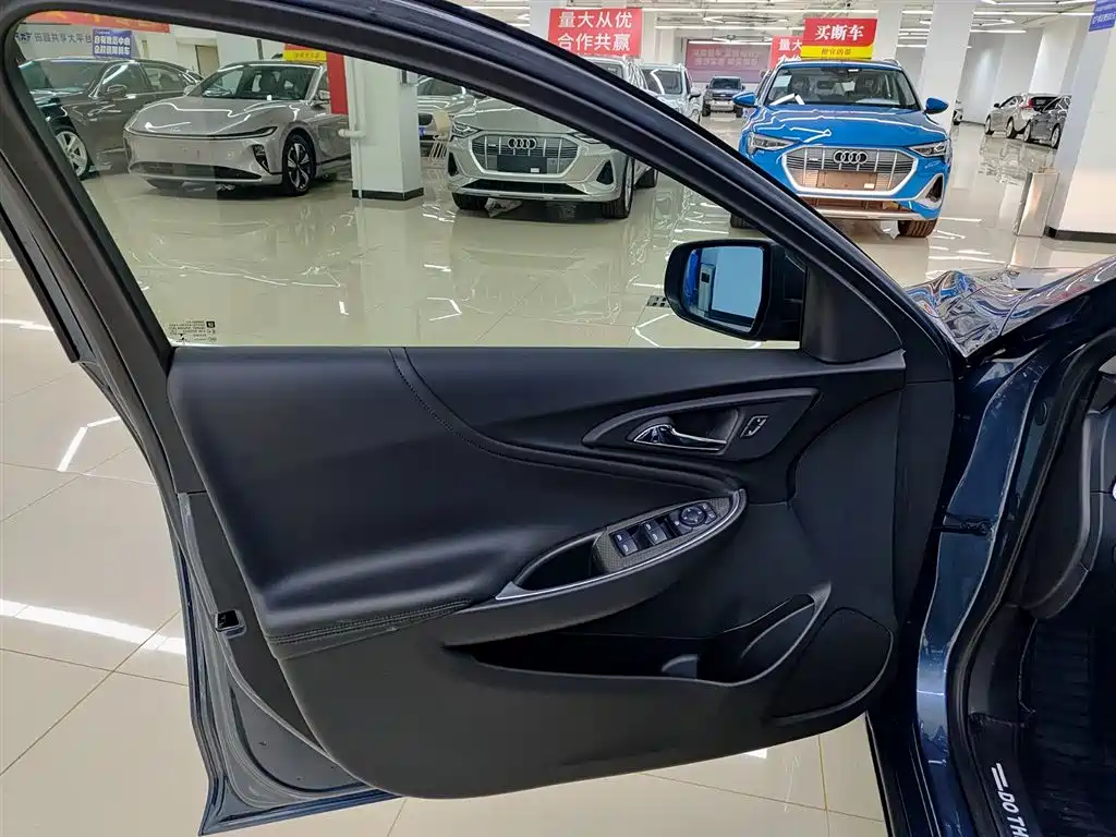 CHEVROLET MAI RUIBAO XL