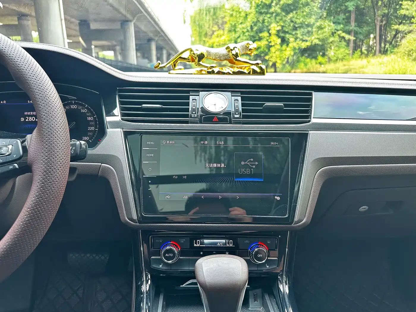 Volkswagen Phideon 2021 380TSI Luxury Edition фото 15