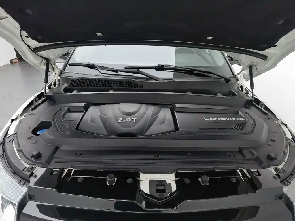 Landwind X7 2015 2015 2.0T Panorama Premium