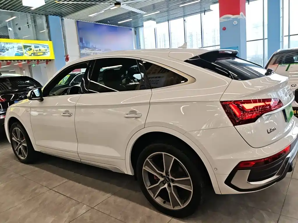 Audi Q5L Sportback 2022 2022 40 TFSI Luxury