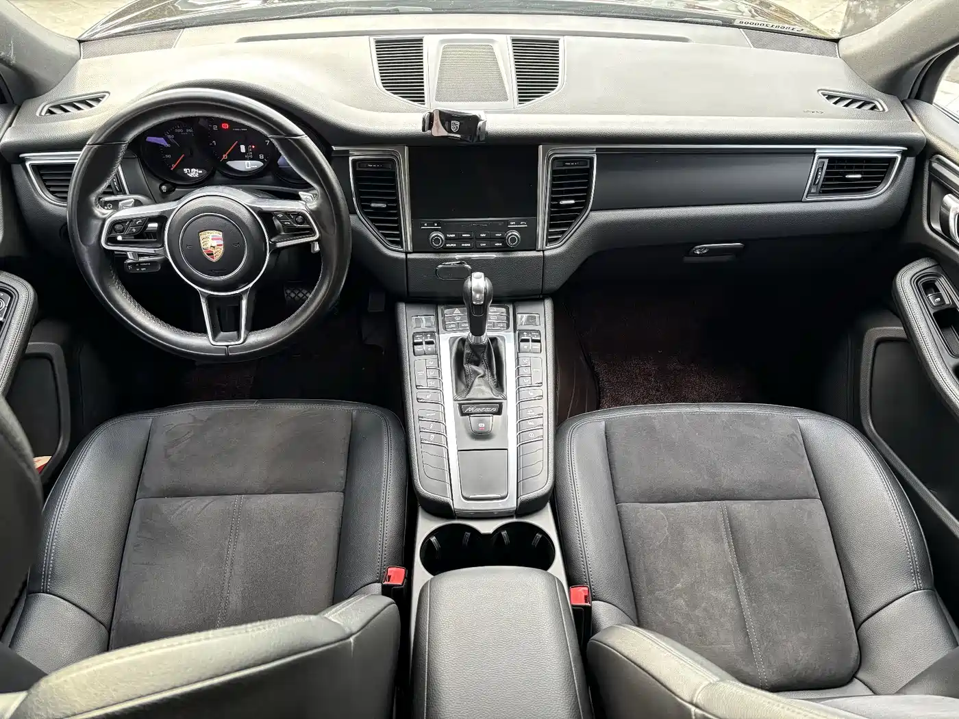 Porsche Macan 2017 Macan 2.0T фото 11