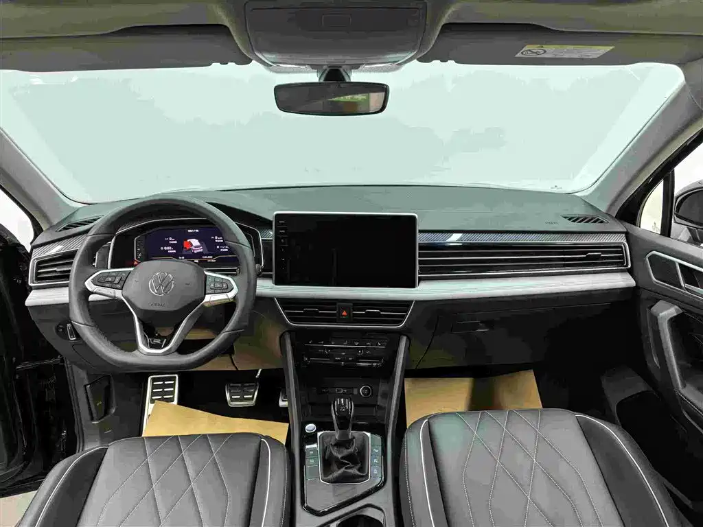 Volkswagen Tiguan L 2024 Outstanding 330TSI Auto 2WD R-Line Dragon Glory Edition фото 16