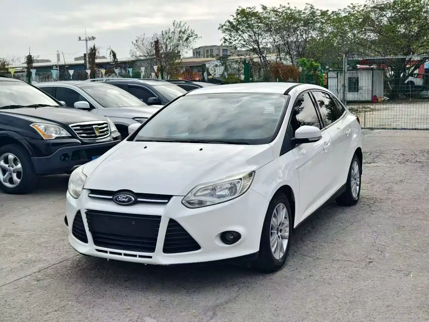 Фото 1 - Ford Focus