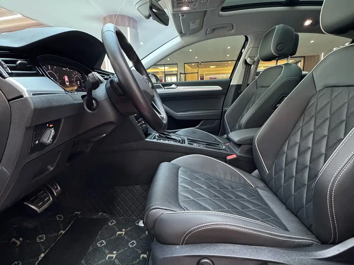 Volkswagen Magotan GTE Plug-in Hybrid 2022 GTE Luxury фото 14