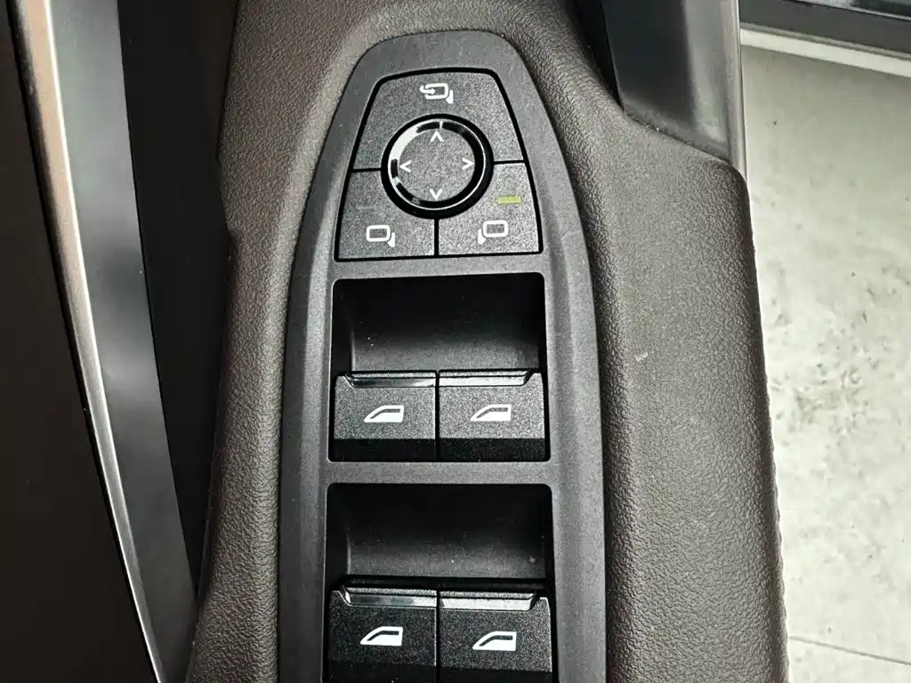BMW X1 2023 sDrive20Li X Design Package фото 16