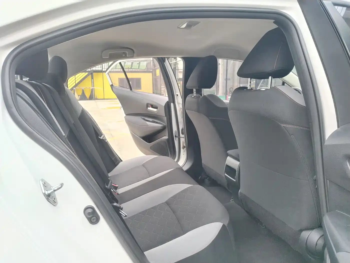 Toyota Corolla 2023 1.2T Pioneer Edition фото 26
