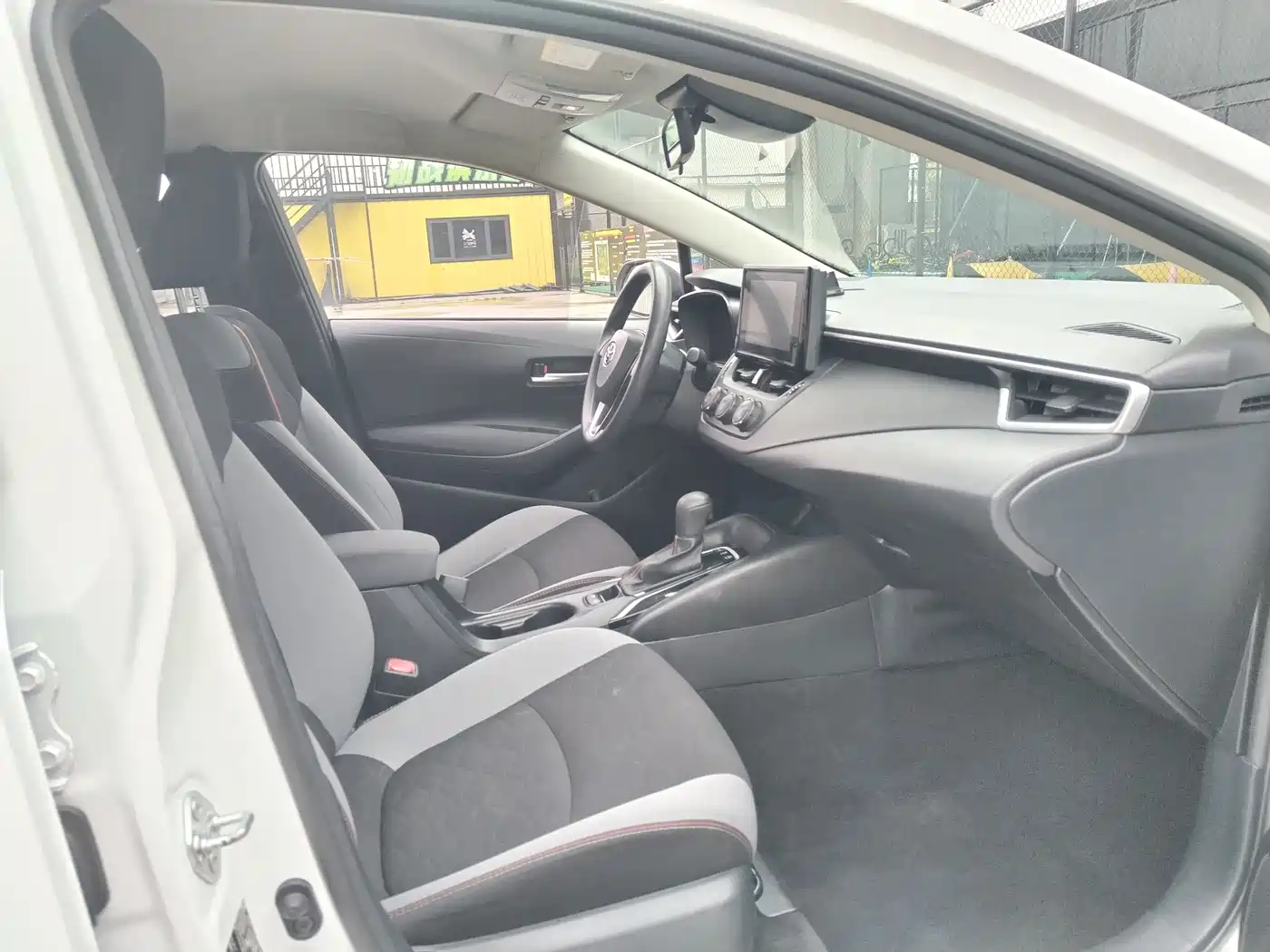 Toyota Corolla 2023 1.2T Pioneer Edition фото 21