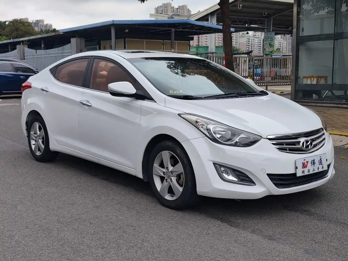 Hyundai Langdong 2013 1.6L Automatic Premium фото 3