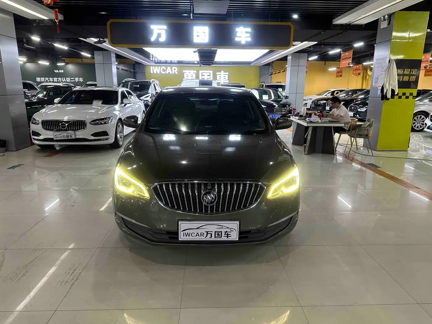 Buick Excelle 2017 15N Automatic Elite фото 2