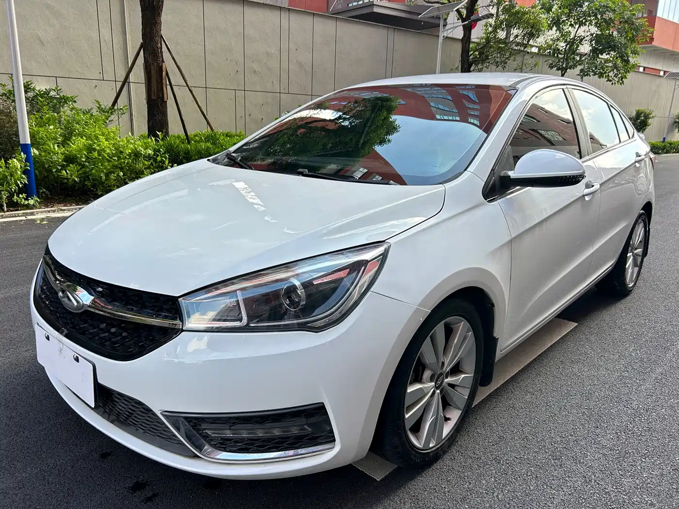 Photo 1 - Chery Arrizo 5