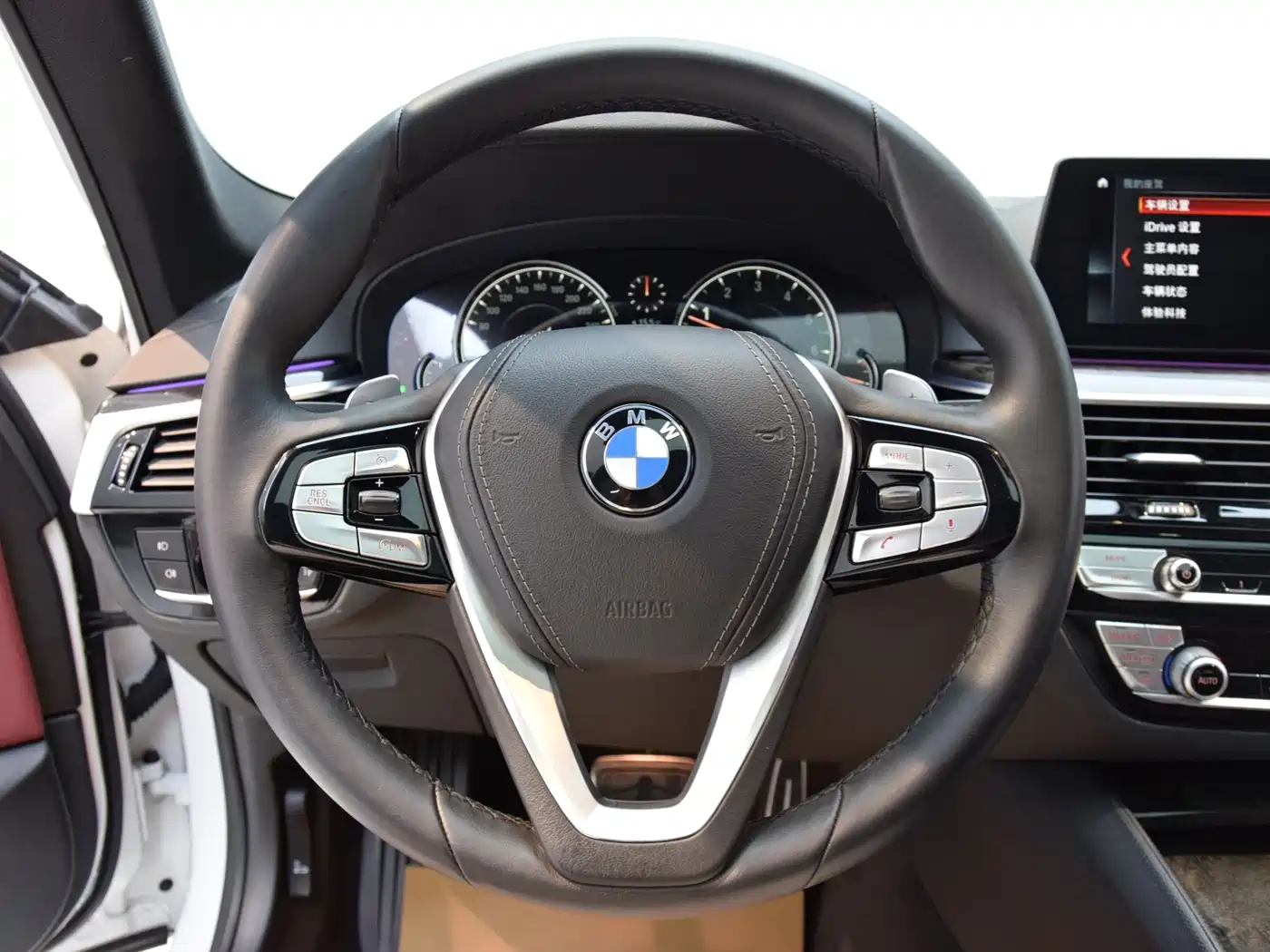 BMW 5 Series 2018 Facelift 530Li Leading M Sport Package фото 10