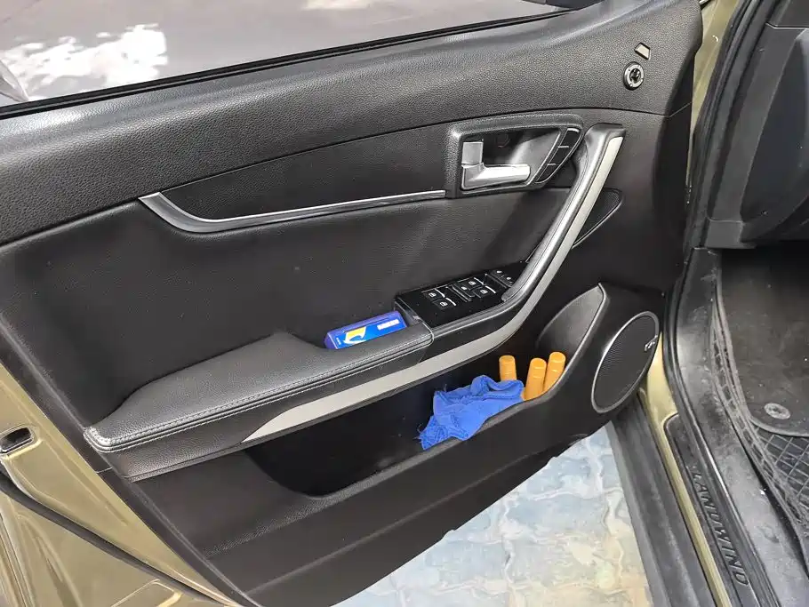 Landwind X5 2017 2016 Plus 2.0T Automatic Enjoyment Edition