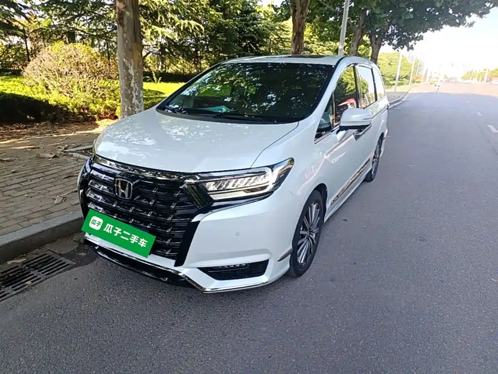 Honda Elysion 2024 2.0L e:HEV Luxury Edition