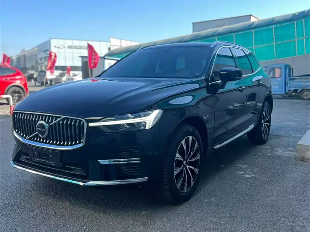 Volvo XC60 2024 B5 AWD Zhiyuan Luxury Edition