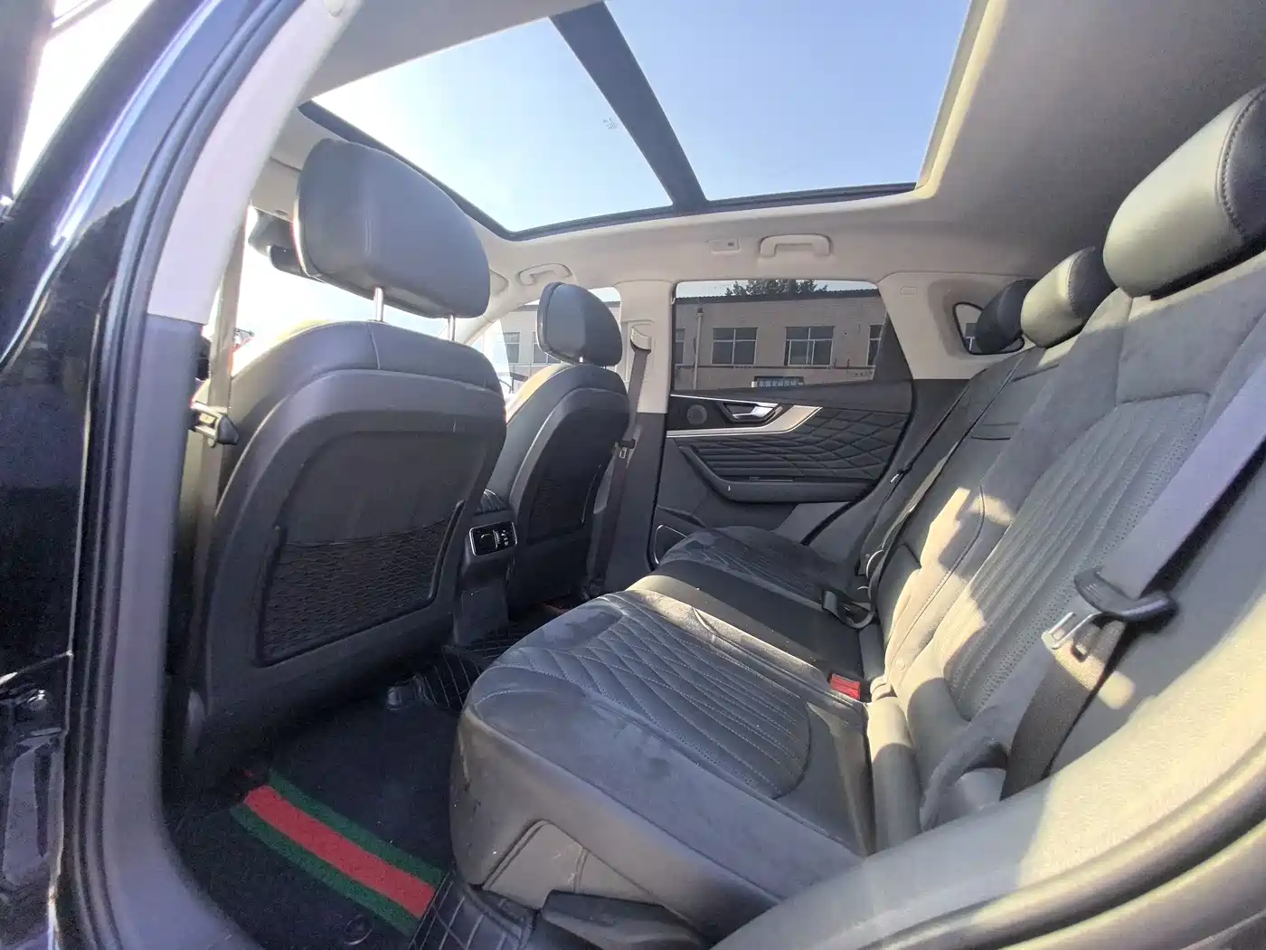 Hongqi HS5 2022 Facelift 2.0T Smart Flag Enjoyment AWD Edition фото 9