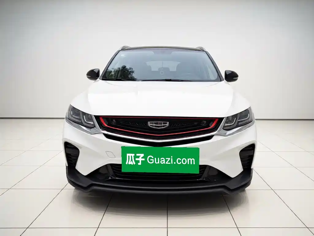 Фото 2 - Geely Binyue