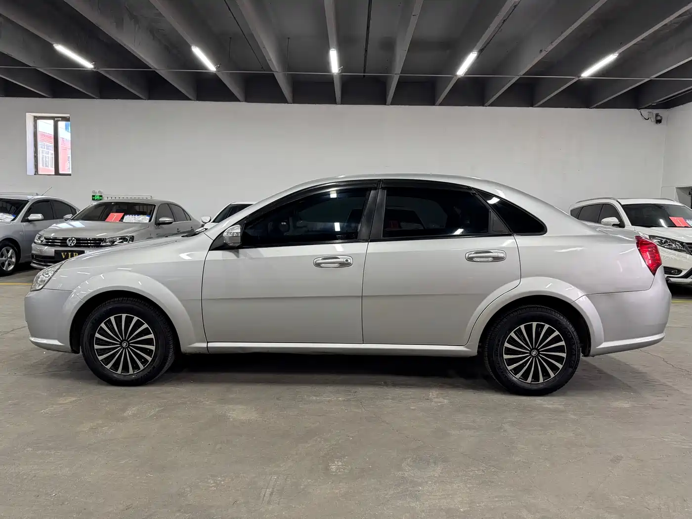 Buick Excelle 2011 1.6LX-AT фото 4