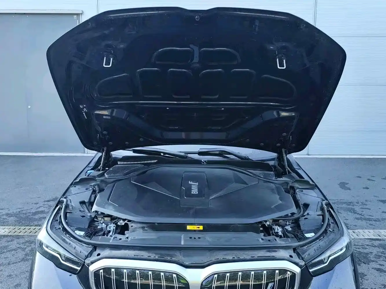 BMW i5 2025 2025 eDrive 35L M Sport Package