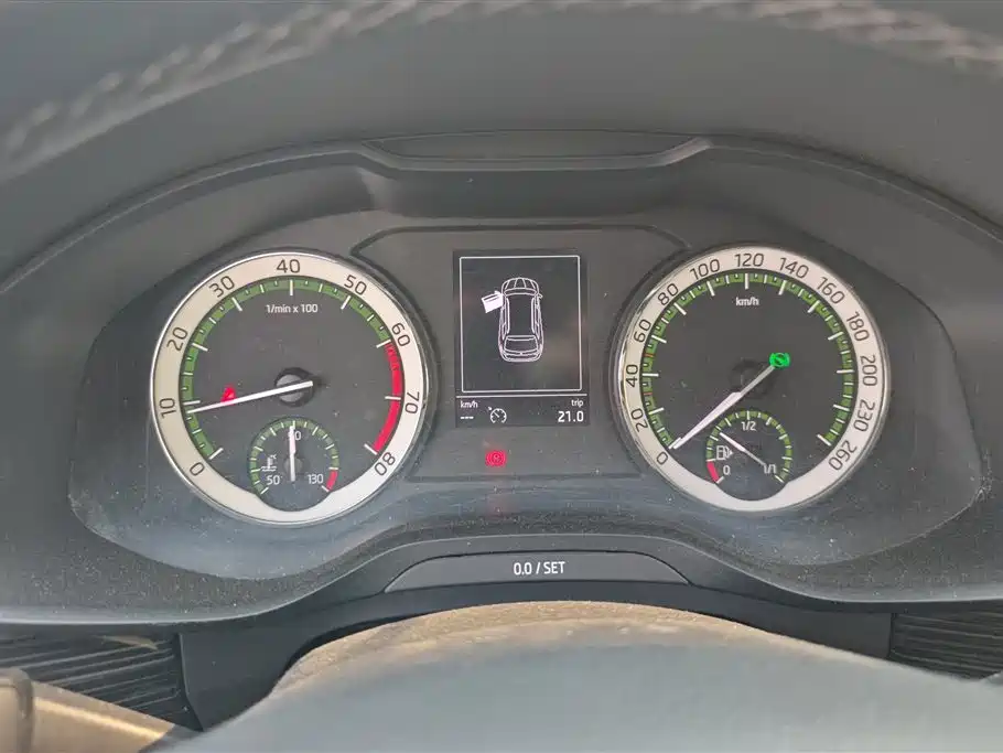 Škoda Kodiaq 2018 Facelift TSI330 5-seat 2WD Premium Luxury Edition фото 14