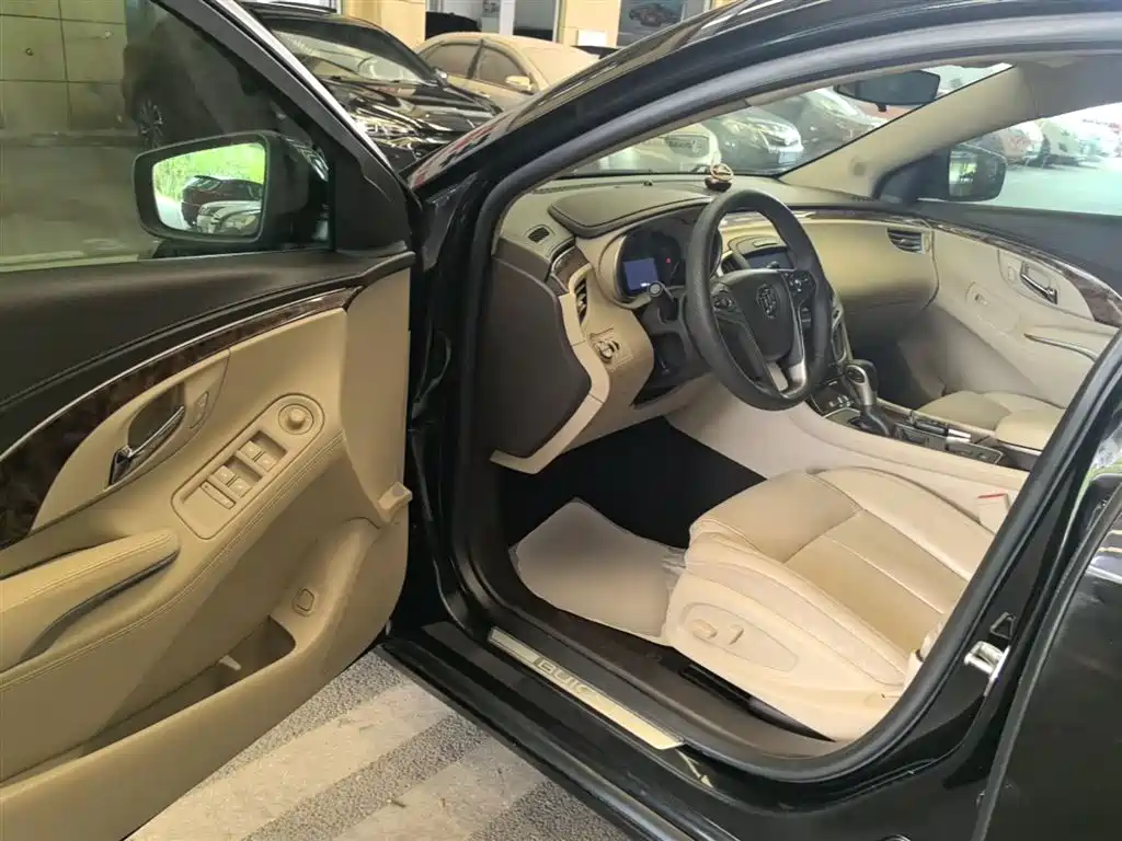 Buick LaCrosse 2013 2.4L SIDI Leading Comfort фото 16