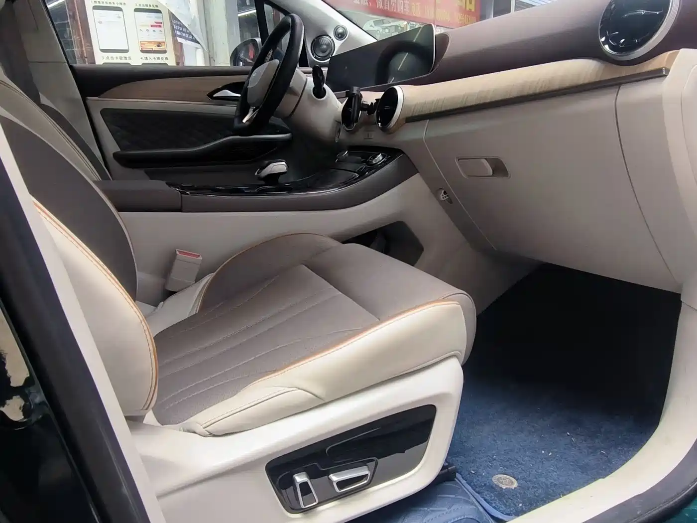 DONGFENG POPULAR YACHTS