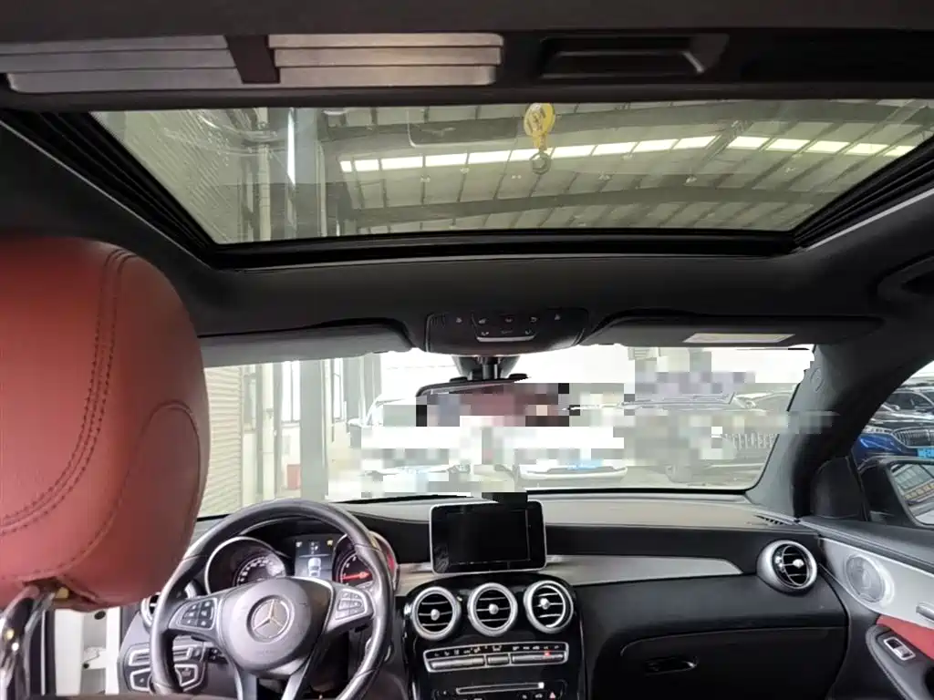 Mercedes-Benz GLC Coupe 2018 GLC 200 4MATIC Coupe SUV фото 18