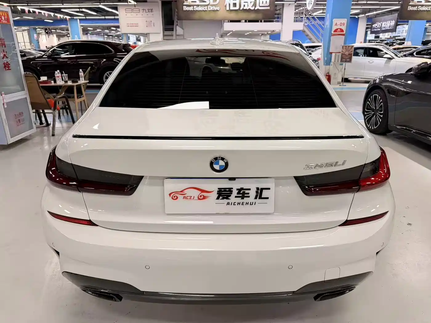 BMW 3 Series 2021 325Li M Sport Night Edition фото 14