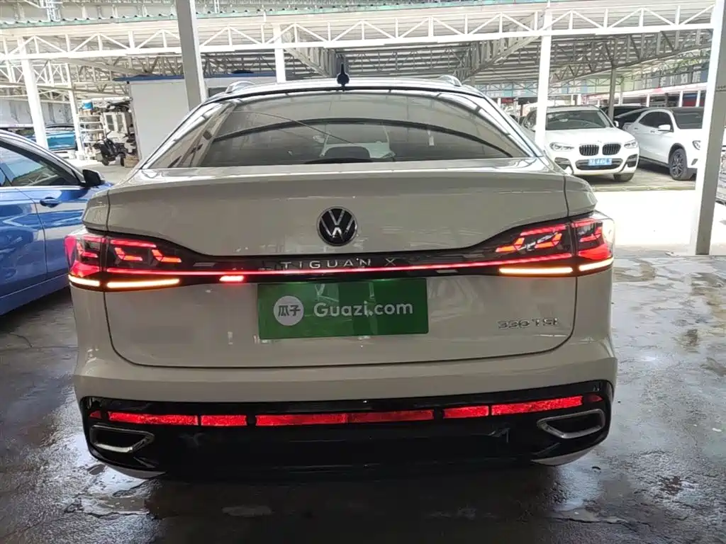 Volkswagen Tiguan X 2022 330TSI 2WD Flagship Edition фото 6