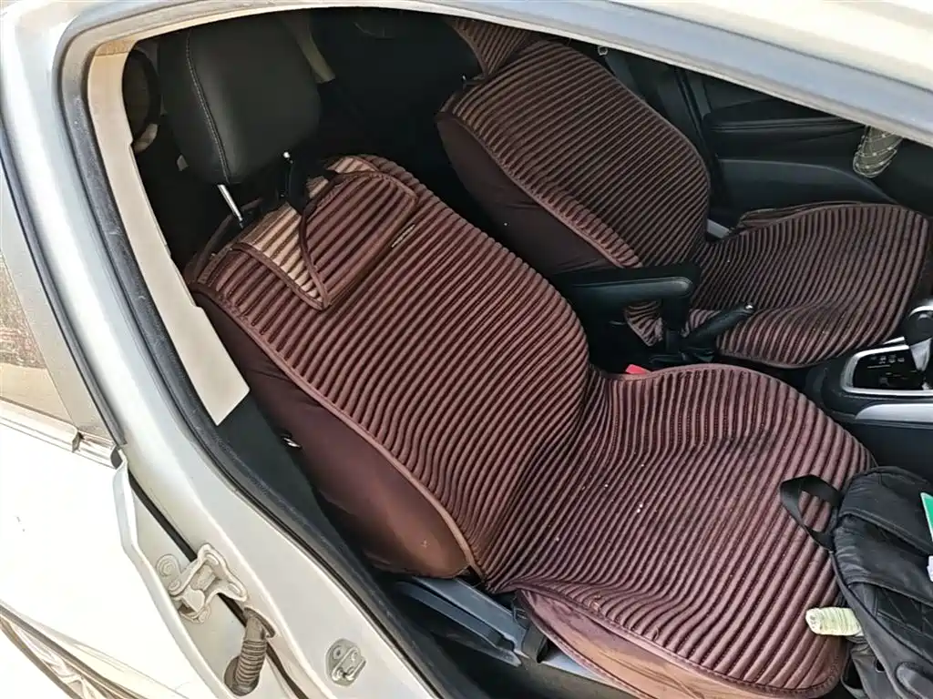 BYD Yuan 2017 1.5L Auto Cool Fashion фото 25