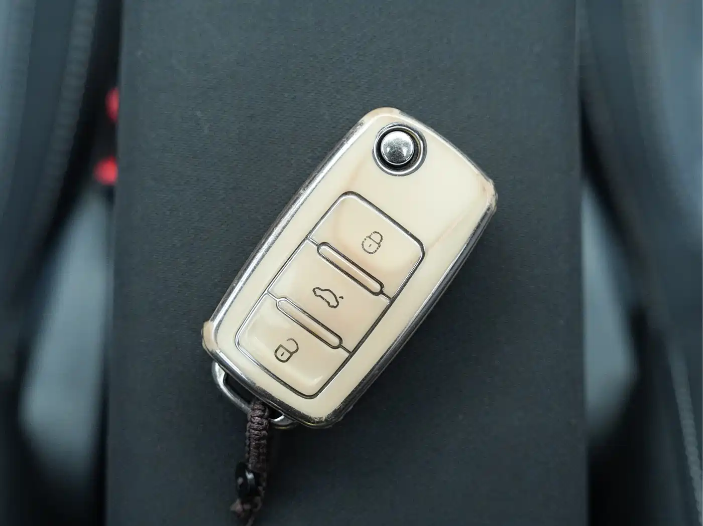 Volkswagen Polo 2014 1.6L Cross Polo Automatic фото 16