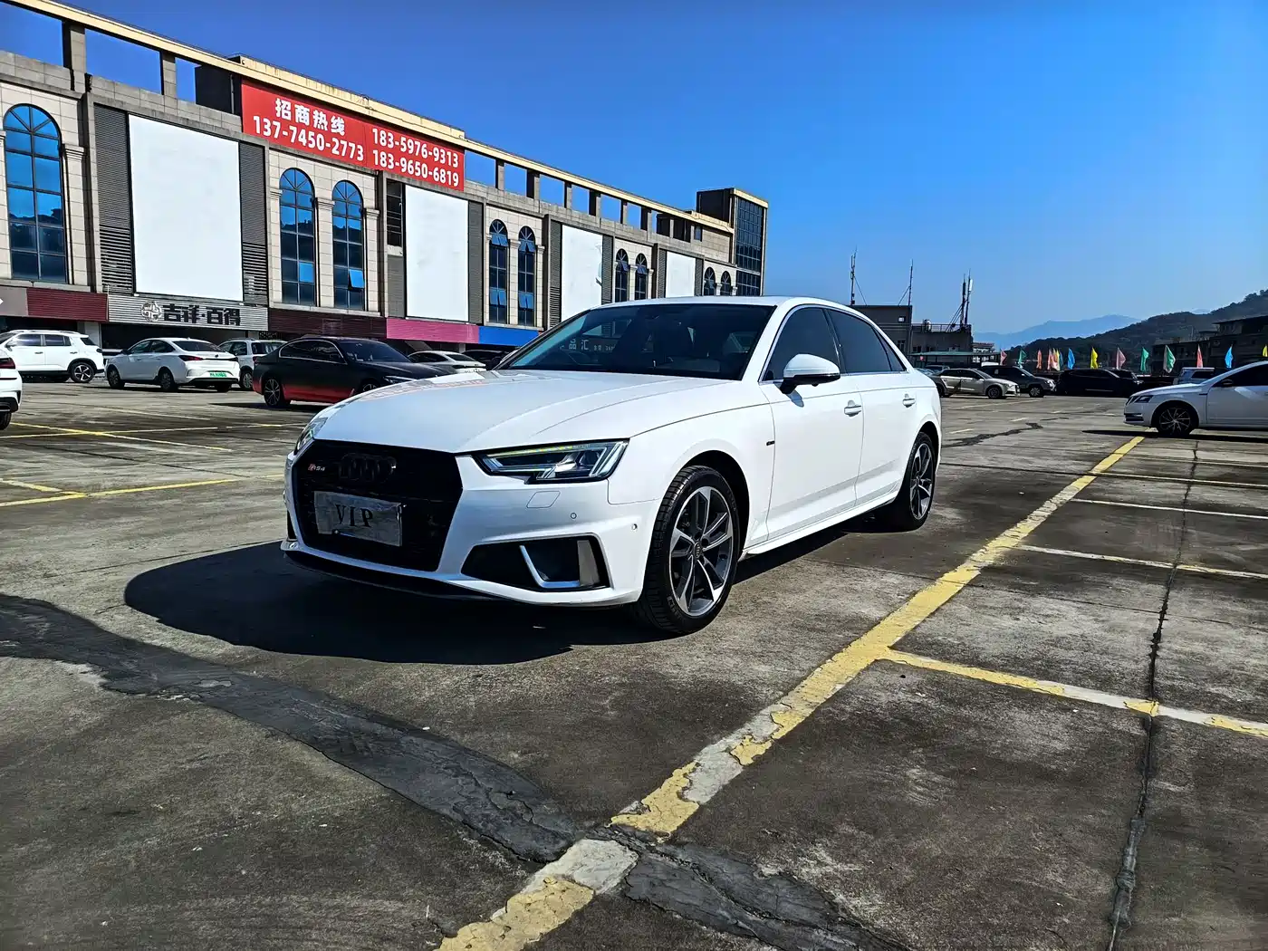 AUDI A4L