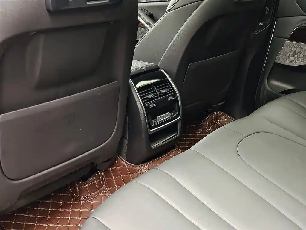 BMW X5 (Import) 2019 xDrive40i M Sport Package фото 7