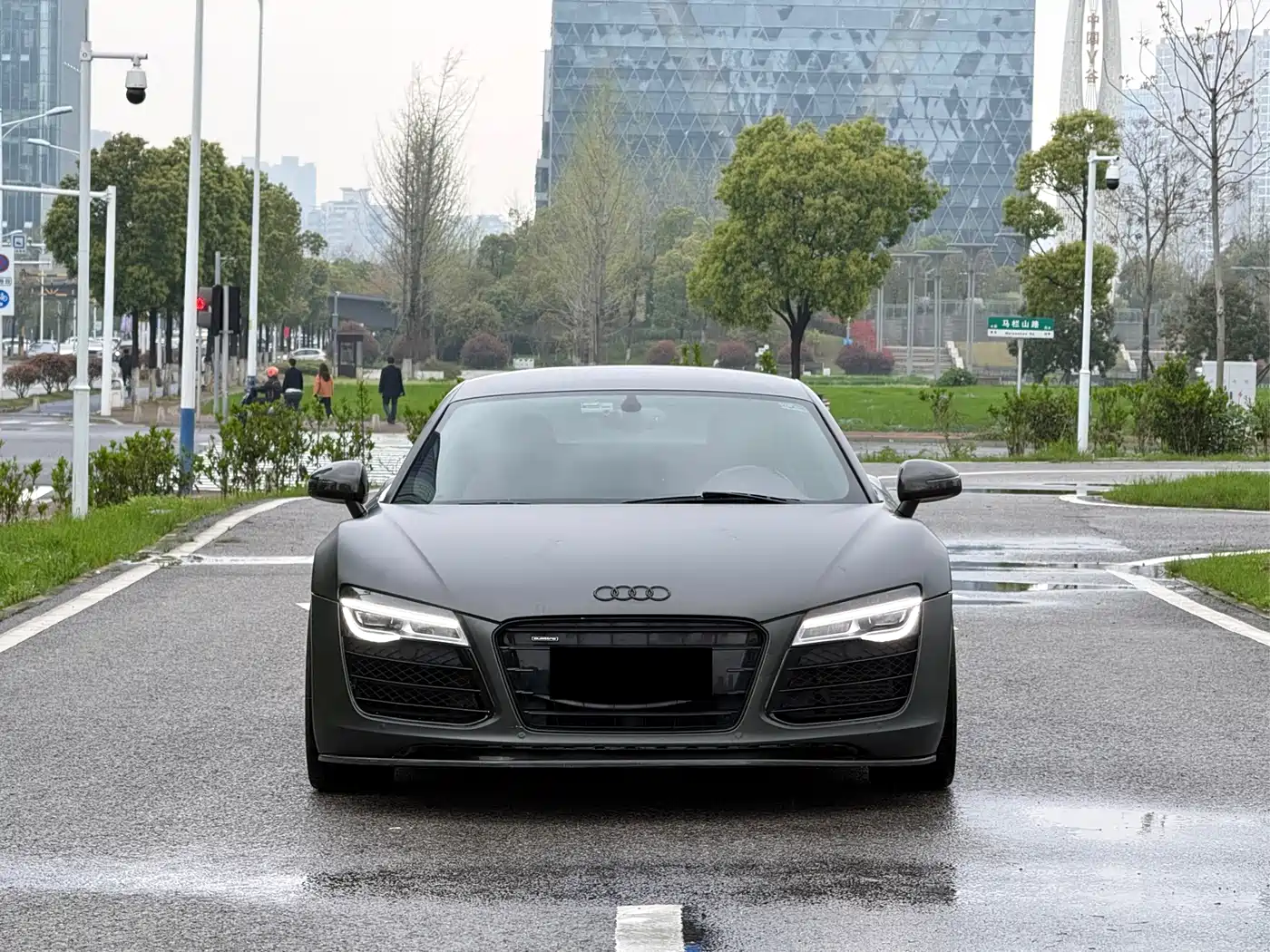 Audi R8 2014 4.2 FSI quattro фото 2
