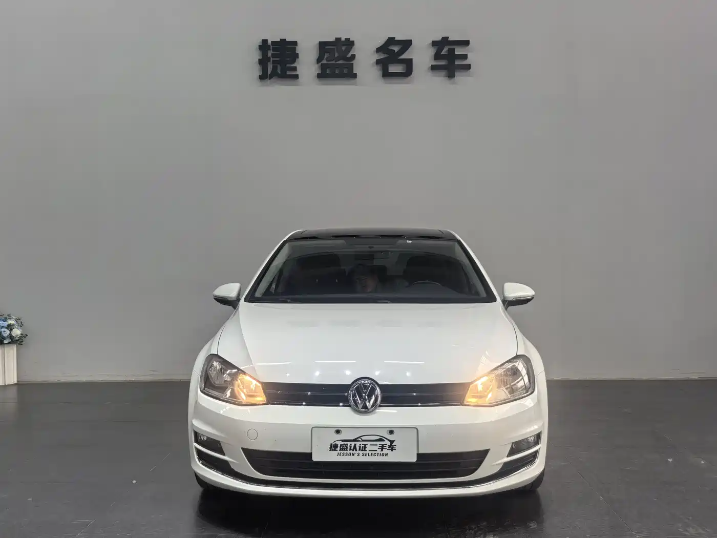 Volkswagen Golf 2015 1.4TSI Automatic Comfort фото 2