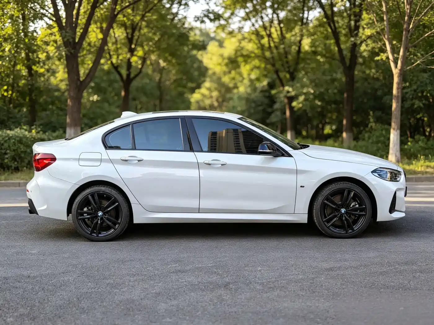 BMW 1 Series 2023 2023 125i M Sport Shadow Edition